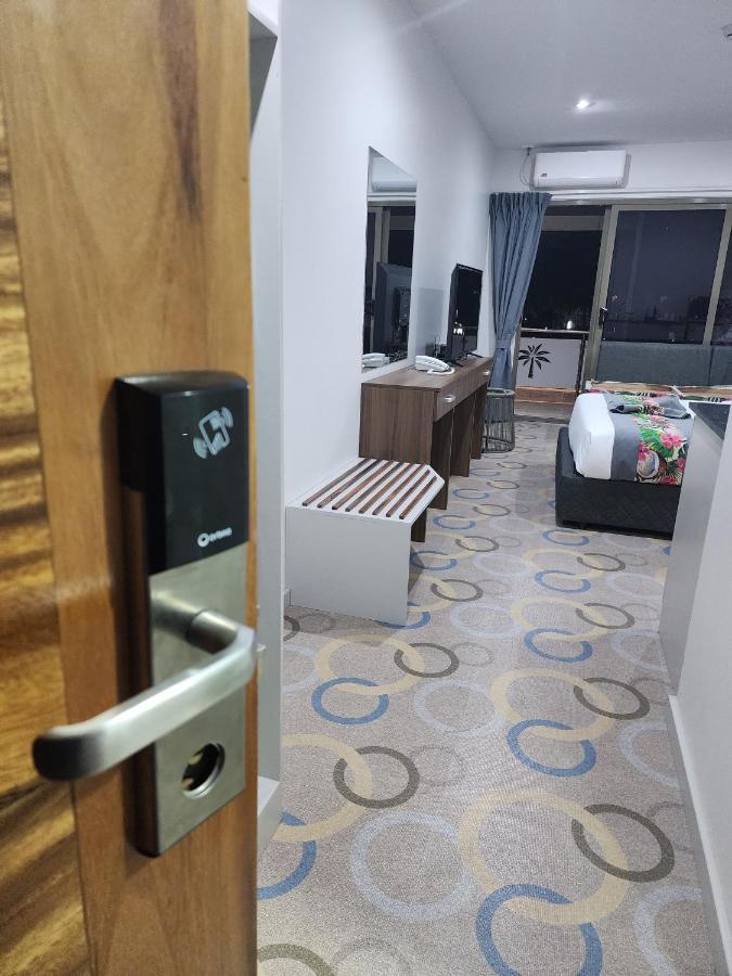 Vualiku Hotel & Apartments Нади Екстериор снимка