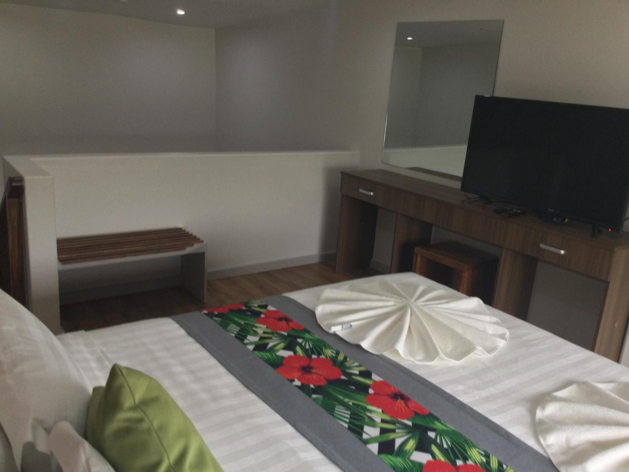 Vualiku Hotel & Apartments Нади Екстериор снимка
